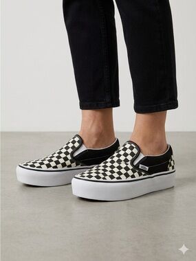 Vans Classic Slip-on Platform Checkerboard Sneakers - 5